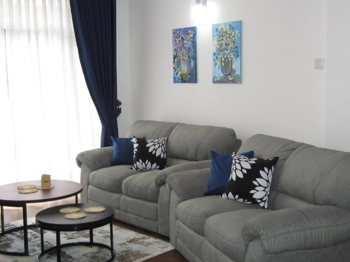 Chanya Luxury Apartment, S 31, Lake View Residencies Нувара-Элия Экстерьер фото