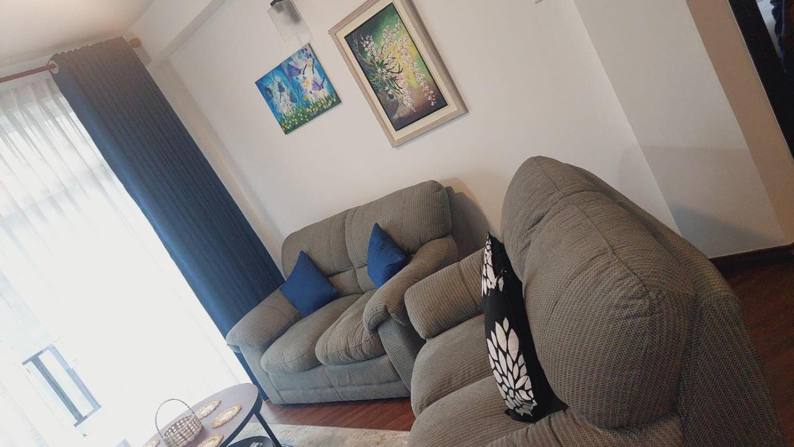 Chanya Luxury Apartment, S 31, Lake View Residencies Нувара-Элия Экстерьер фото